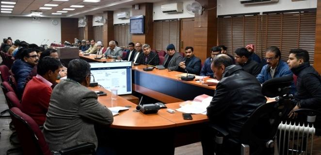 Read more about the article देशभक्ति से सराबोर हो गरिमामयी ढंग से मनाया जाएगा गणतंत्र दिवस समारोह : डीसी