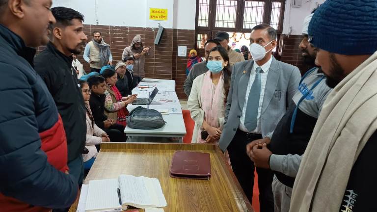 Read more about the article मुख्यमंत्री अंत्योदय मेला सरकार की एक महत्वाकांक्षी एवं अनूठी योजना : डीसी