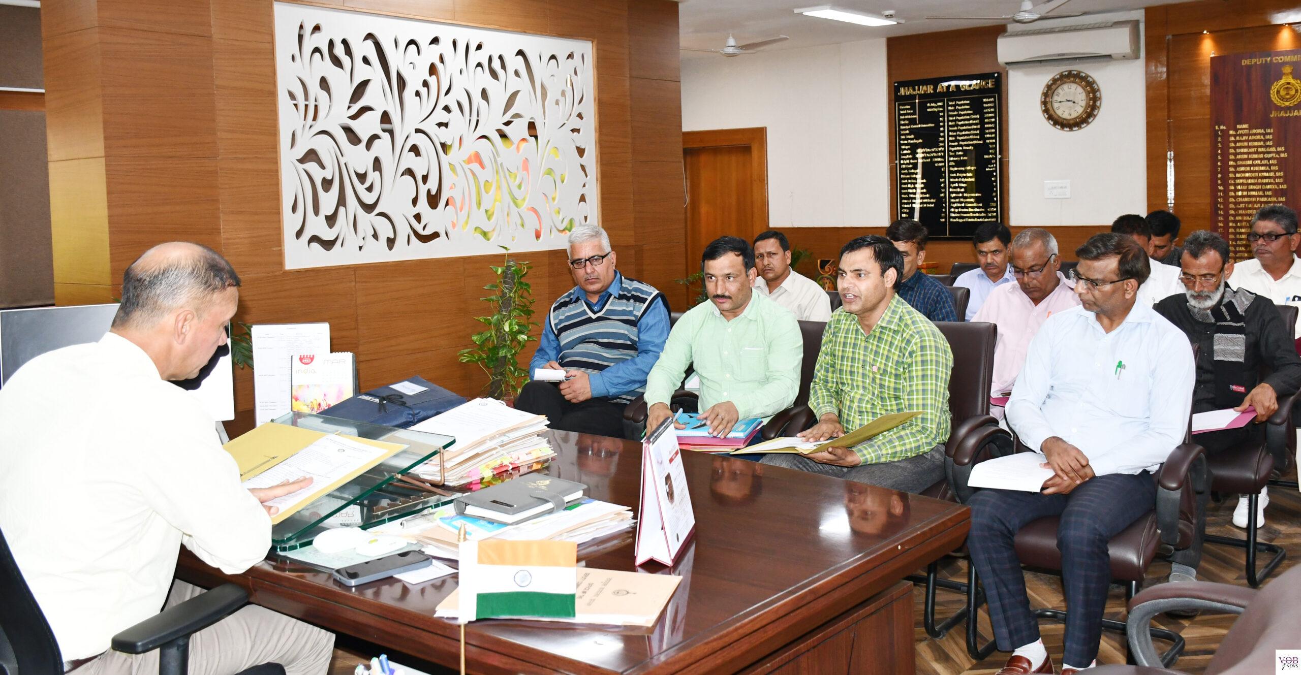 Read more about the article किसानों की भलाई के लिए सभी पैक्स होंगी हाईटैक : डीसी