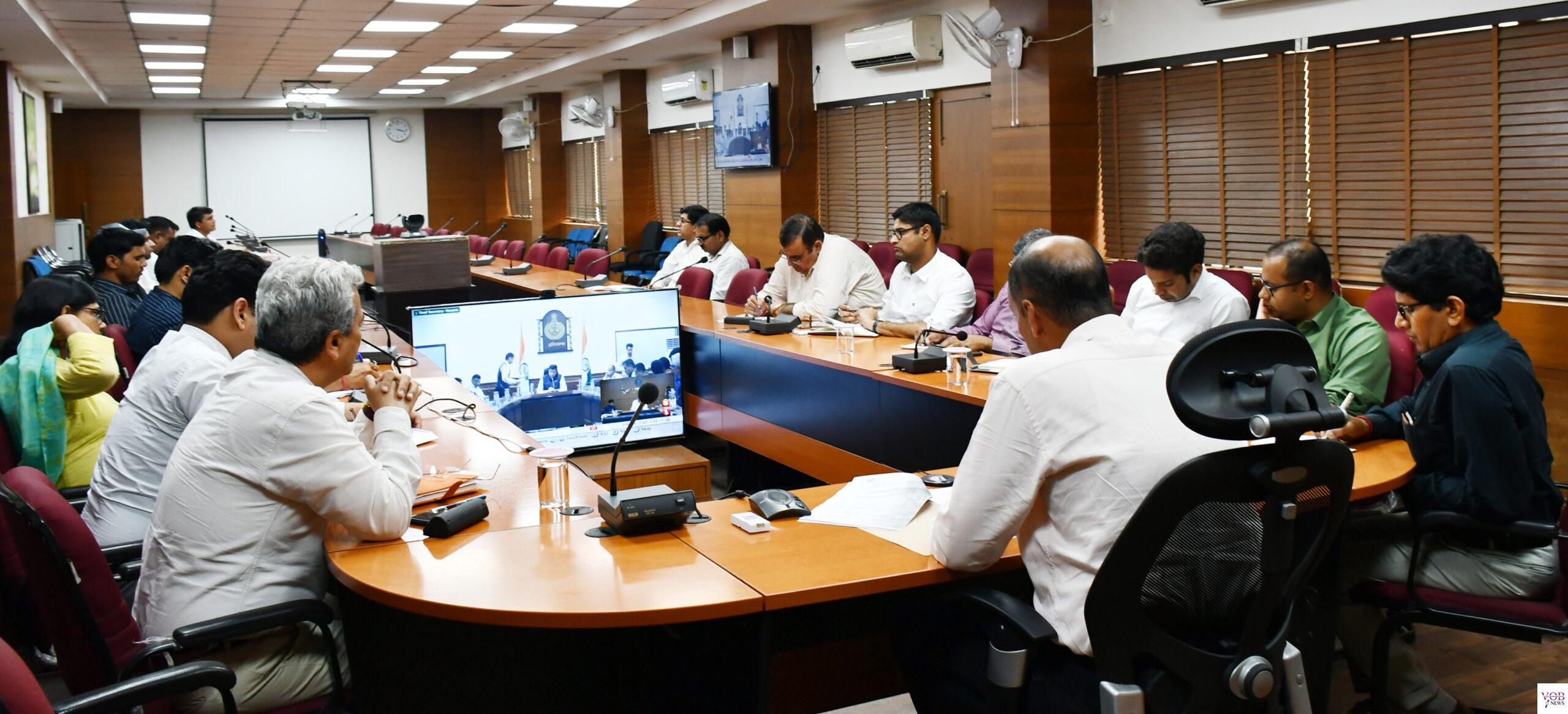 Read more about the article डीसी कैप्टन शक्ति सिंह ने आगामी गर्मी के मौसम में गर्मी से बचाव के प्रबंधों बारे संबंधित विभागाध्यक्षों के साथ की समीक्षा बैठक
