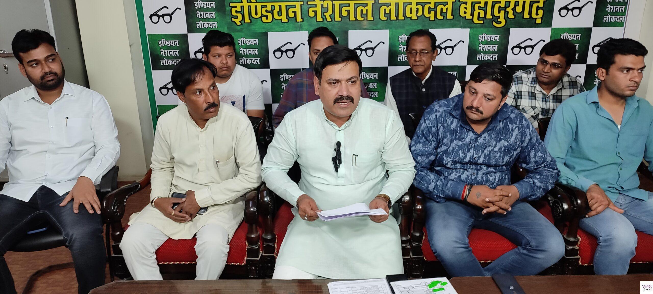 Read more about the article स्ट्रीट लाइट लगाने के मामले में हुआ है करोड़ों का घोटाला, जांच करे सरकार: कपूर सिंह राठी