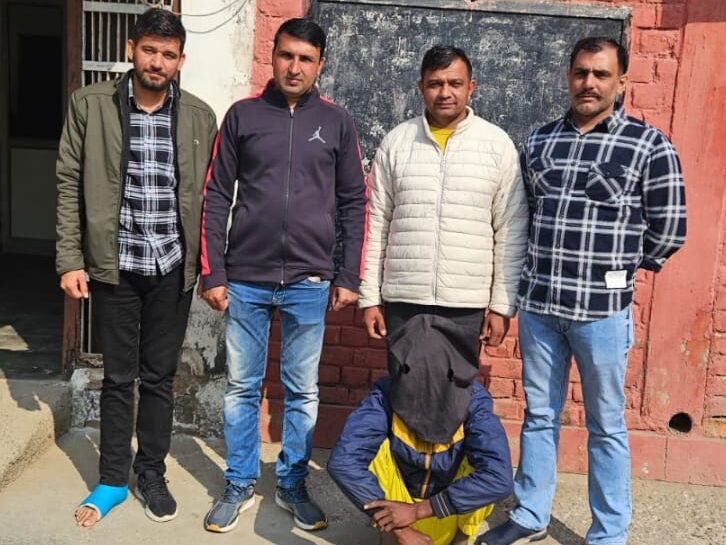 Read more about the article सीआईए-2 स्टाफ की टीम ने युवक को अवैध हथियार सहित किया गिरफ्तार