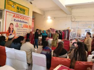 Read more about the article महिला सशक्तिकरण की दिशा में सशक्त कदम, महिलाओं ने सीखी सेल्फ डिफेंस तकनीक