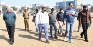 Read more about the article स्वामी दयानंद और क्रिकेट स्टेडियम के ढांचागत विकास को प्रशासन सजग: डीसी