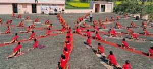 Read more about the article झज्जर गुरूकुल परिसर से हुआ सूर्य नमस्कार अभियान का आगाज