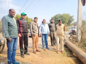 Read more about the article एसडीएम सिवाच ने किया सेक्टर 13 का निरीक्षण
