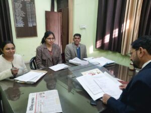 Read more about the article एच.एस.एच.डी.ए. मिशन निदेशक ने किया झज्जर जिले का दौरा